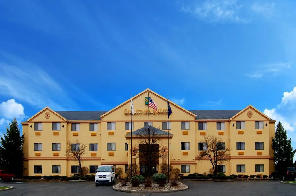 Quality Inn & Suites South Bend Airport