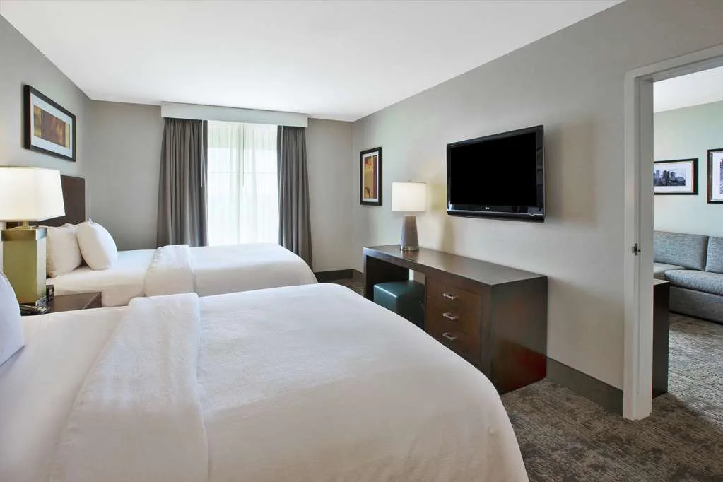 Embassy Suites by Hilton Columbus Airport — 2