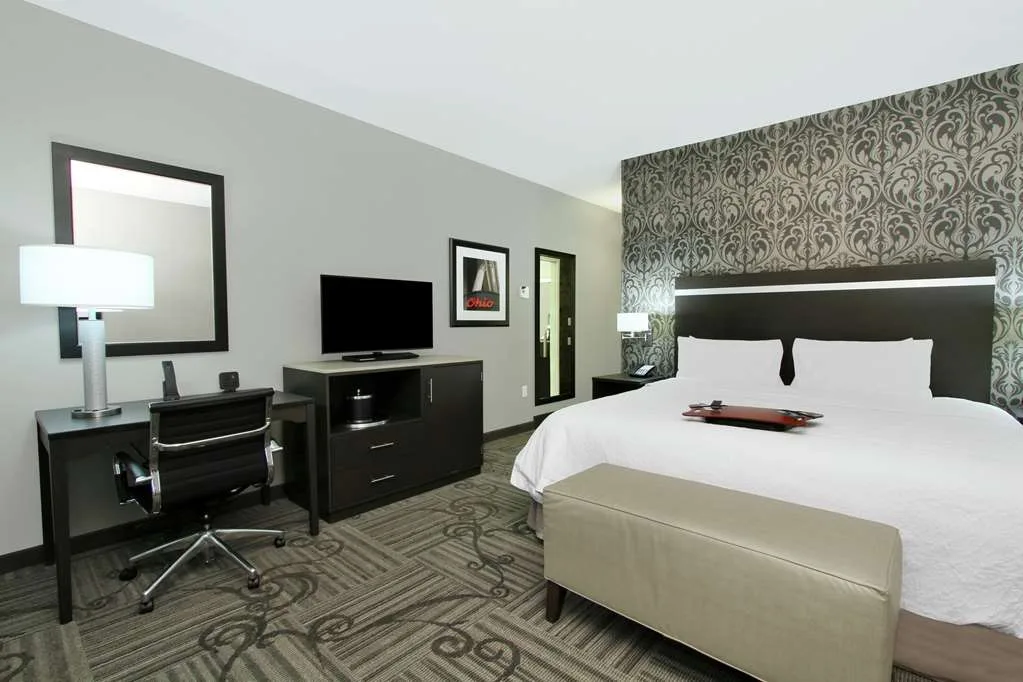 Hampton Inn & Suites Columbus/University Area — 3