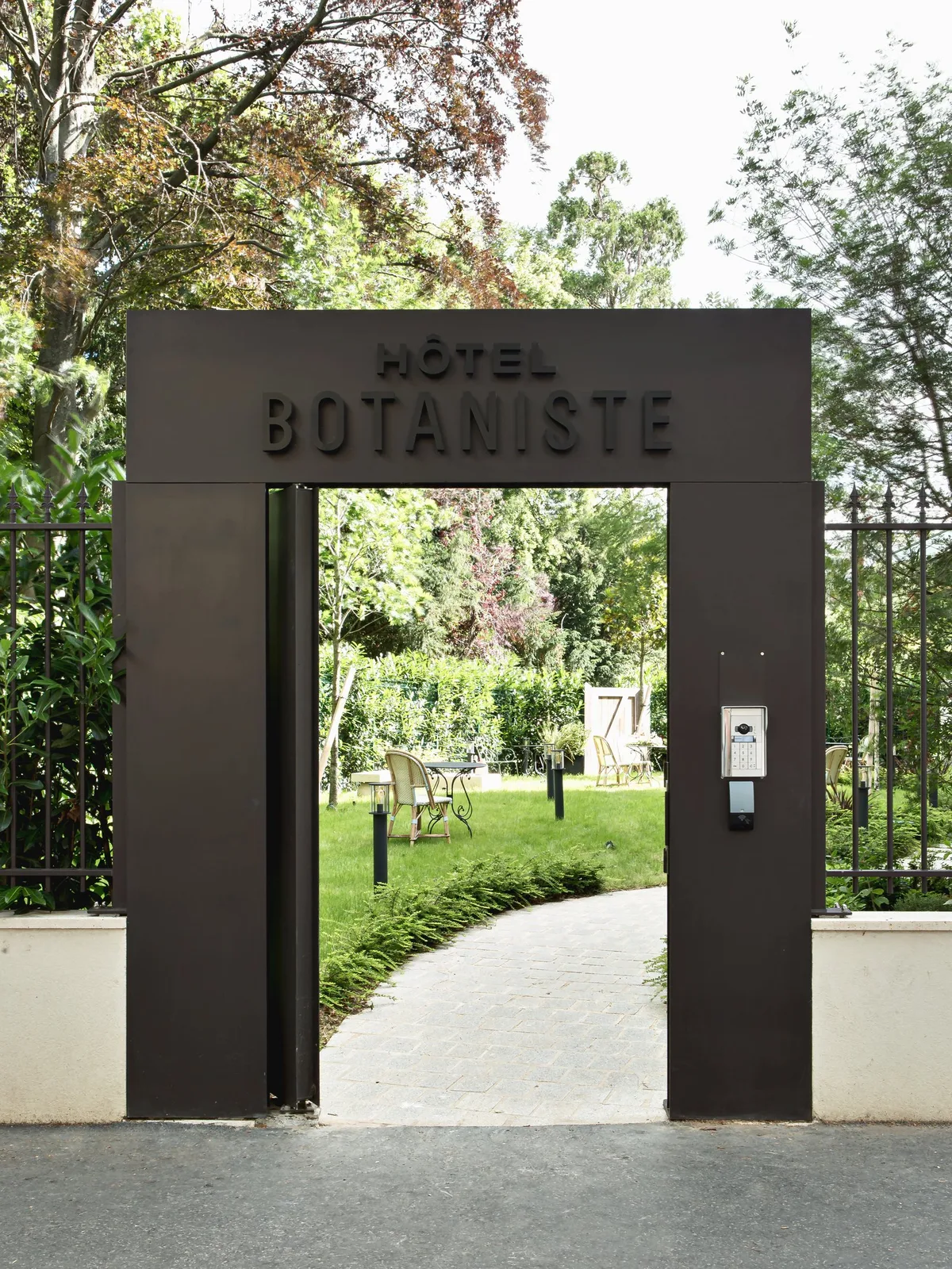 Hôtel Botaniste — 3