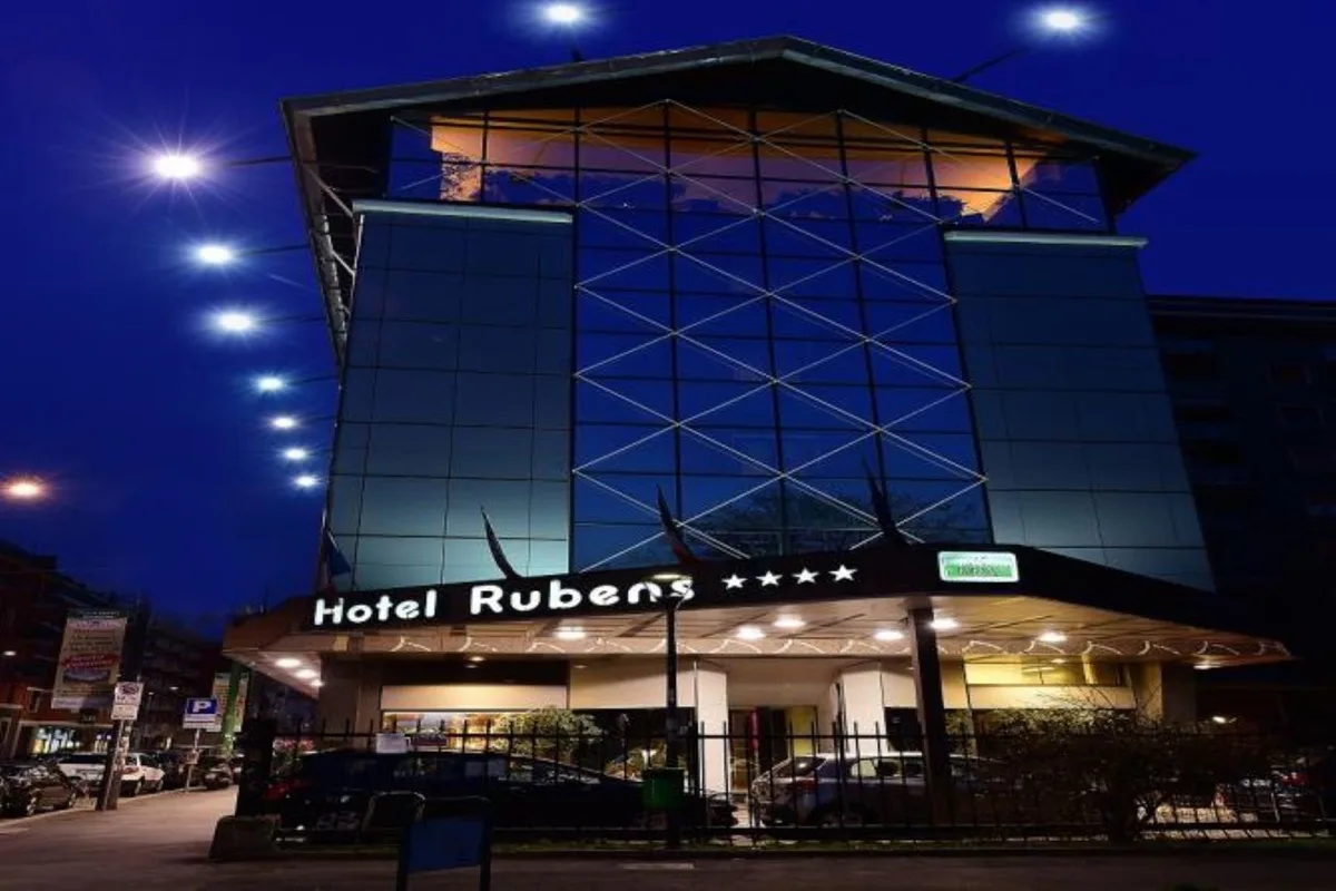 c-hotels Rubens Milano — 2