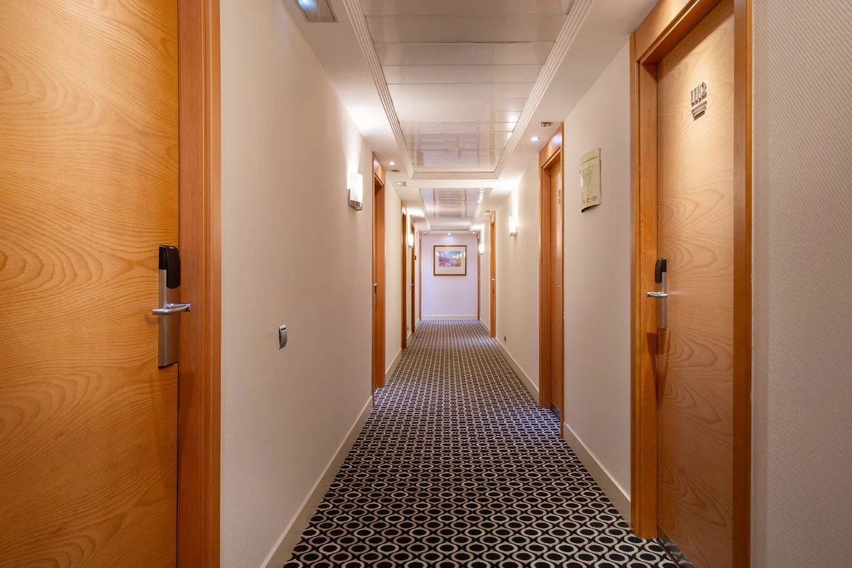 Hotel Exe Plaza — 3