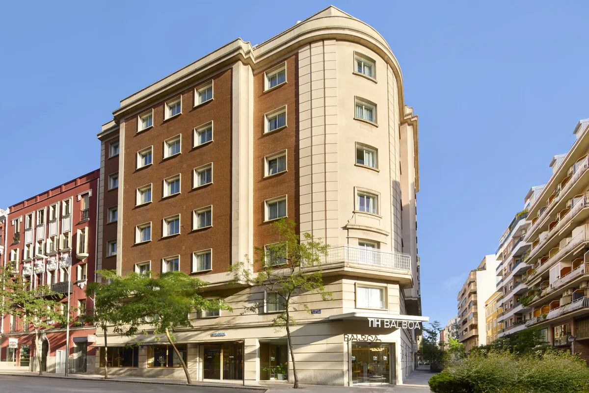 Hotel NH Madrid Balboa — 2