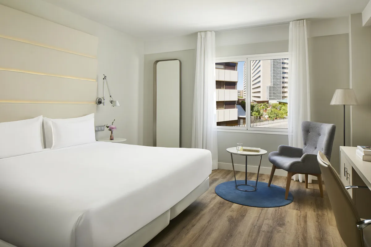 Hotel NH Madrid Balboa — 3