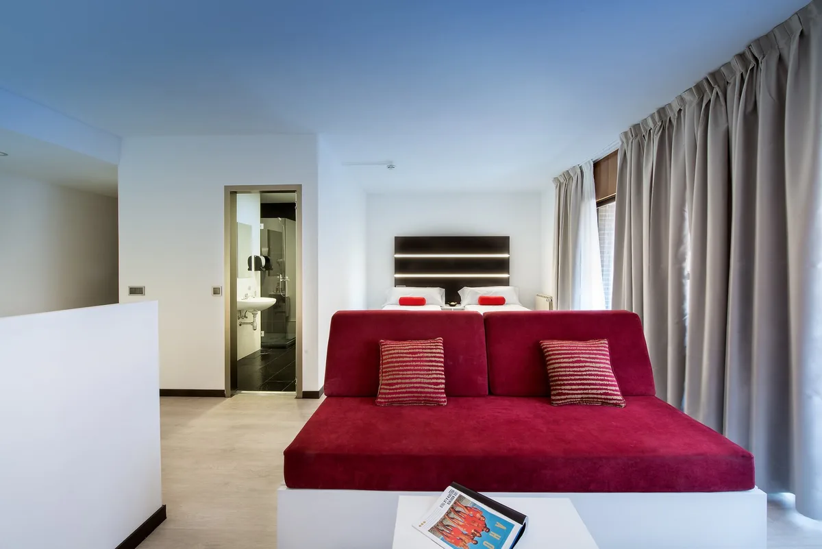 Roisa Hostal Boutique — 3