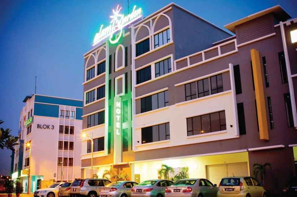 Alami Garden Hotel — 2