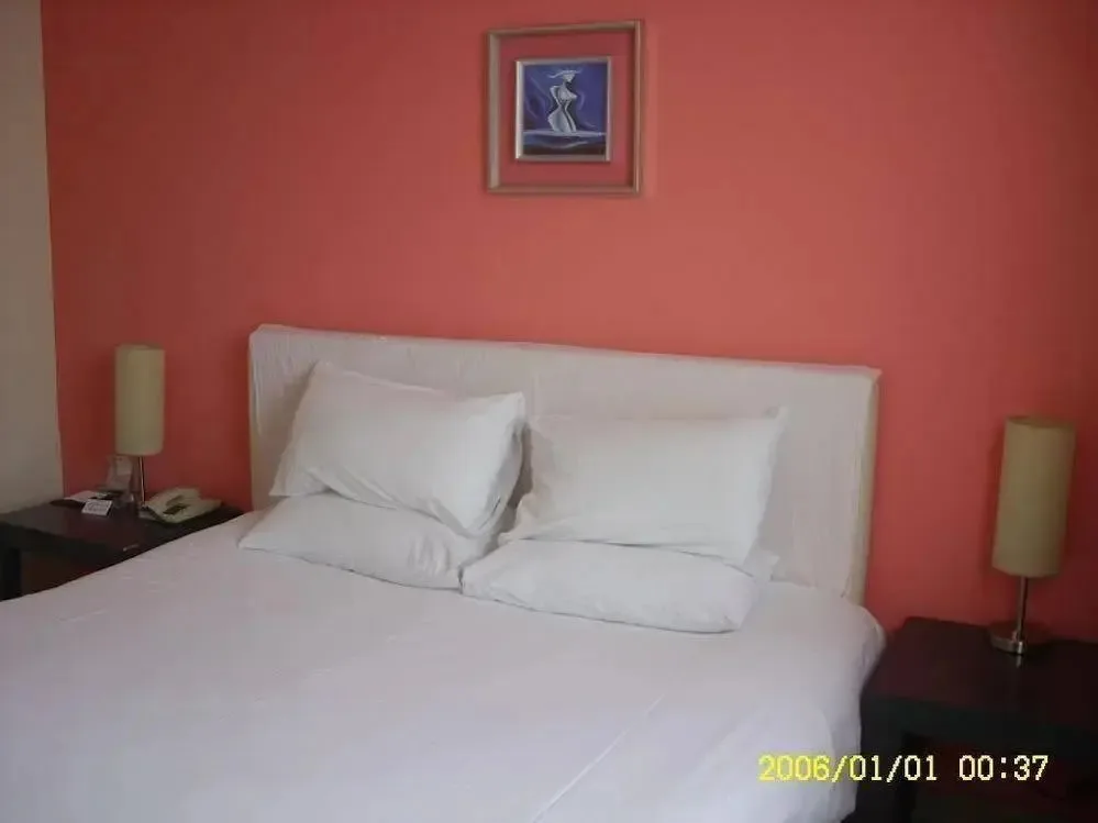 B & B Inn Xuhui Hotel — 2