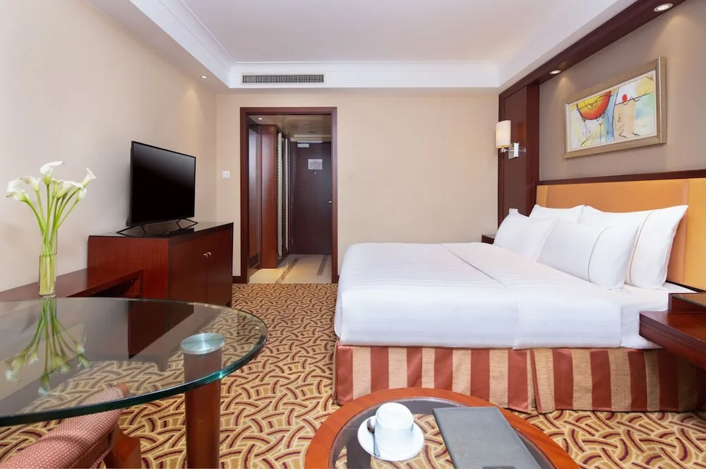 Jianguo Hotel Shanghai — 2
