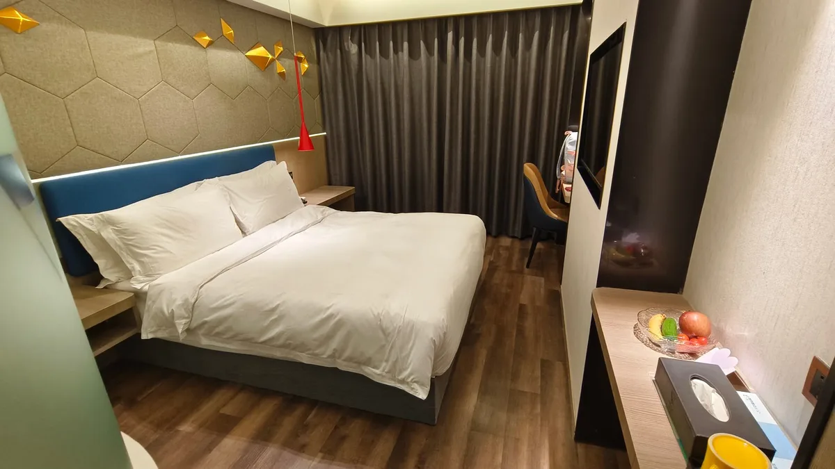 Jinglai Hotel — 3