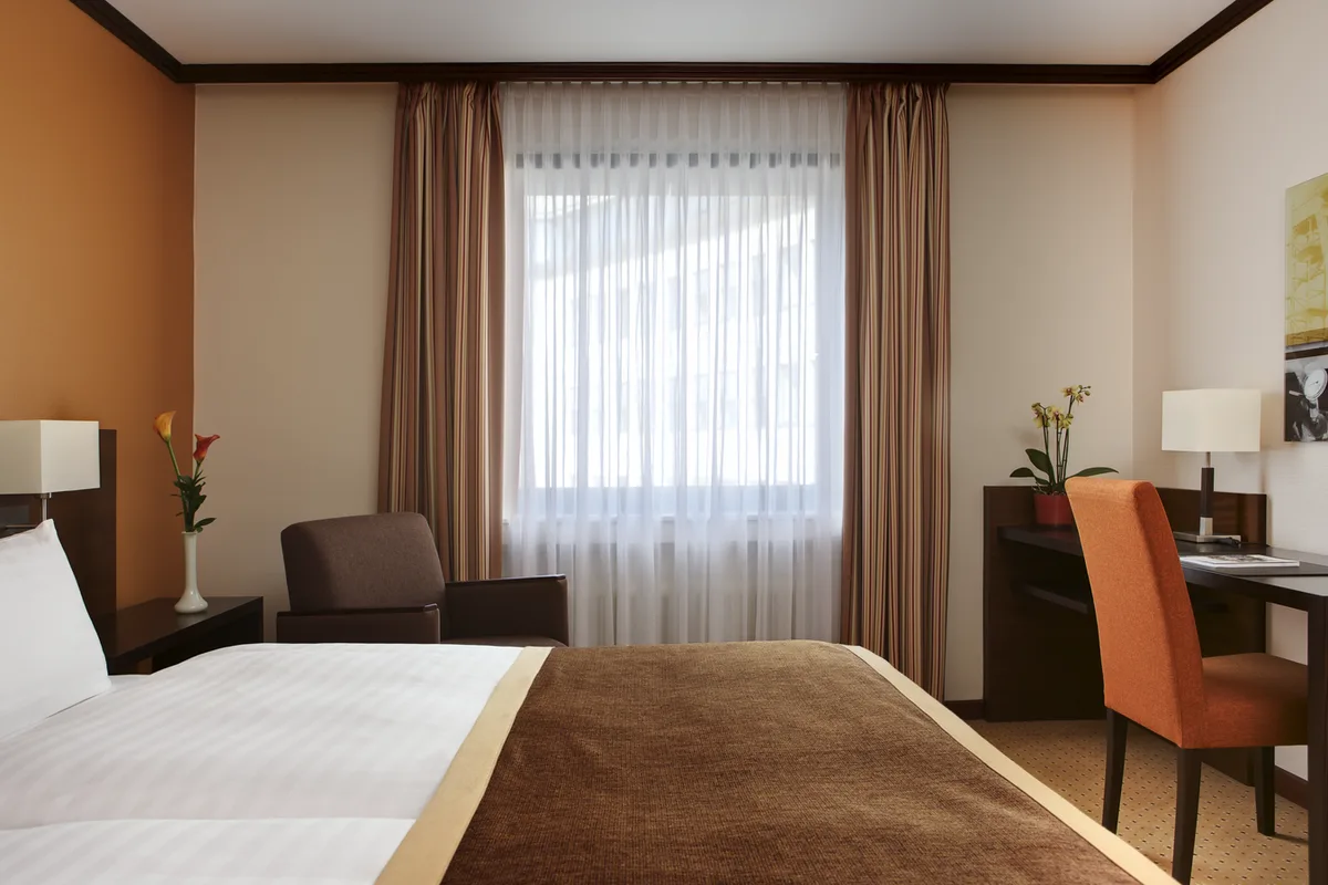 Steigenberger Hotel Dortmund — 3