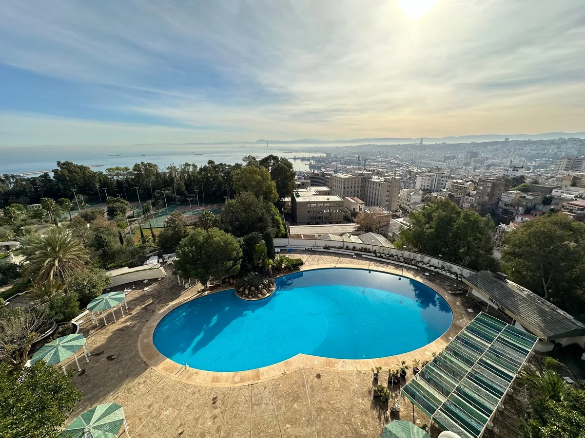 El Aurassi Hotel