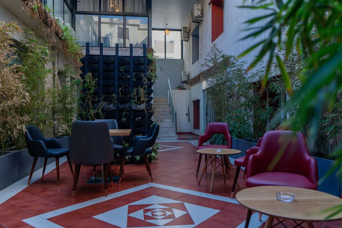 HOTEL HNR