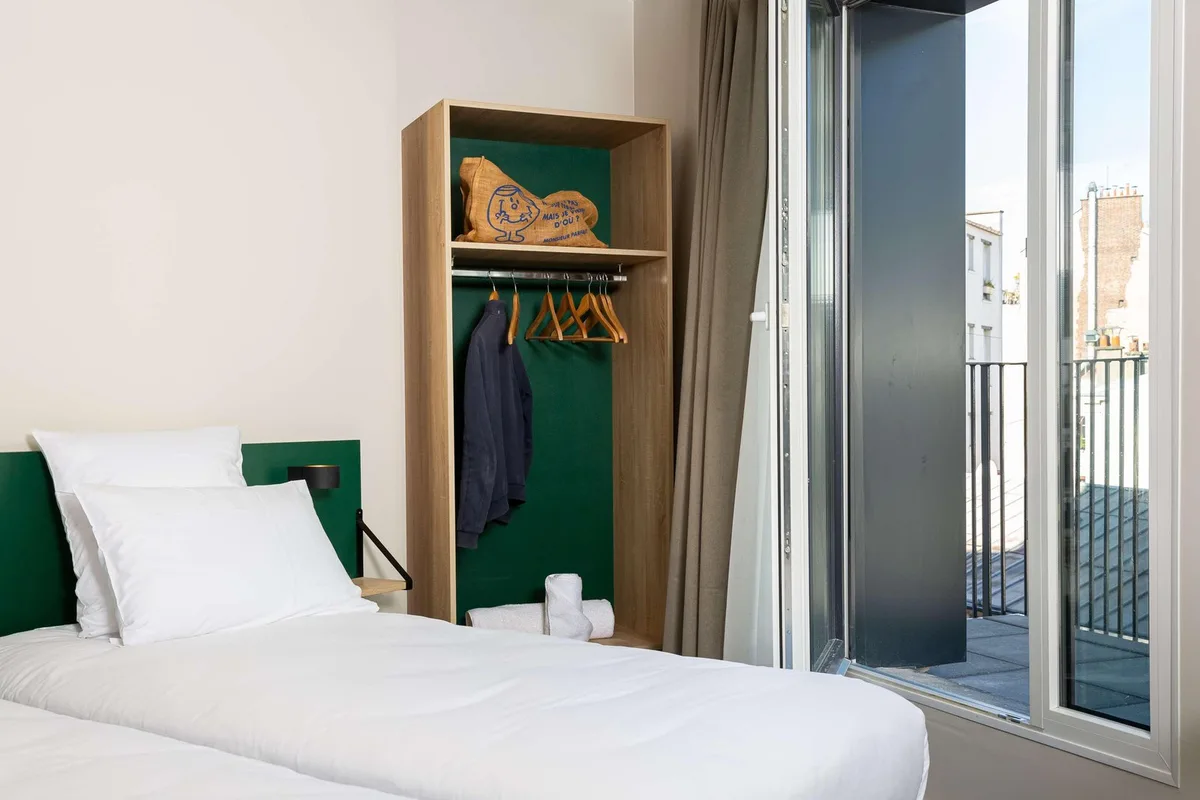 Best Western 11BAUER Paris Saint-Ouen — 2