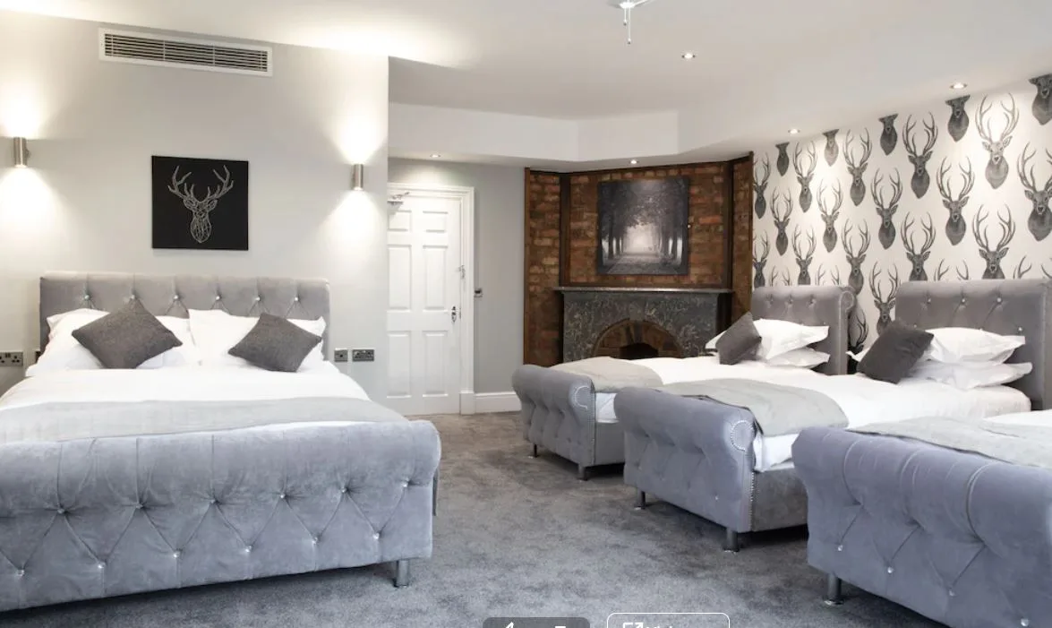 The Glebe Hotel — 2
