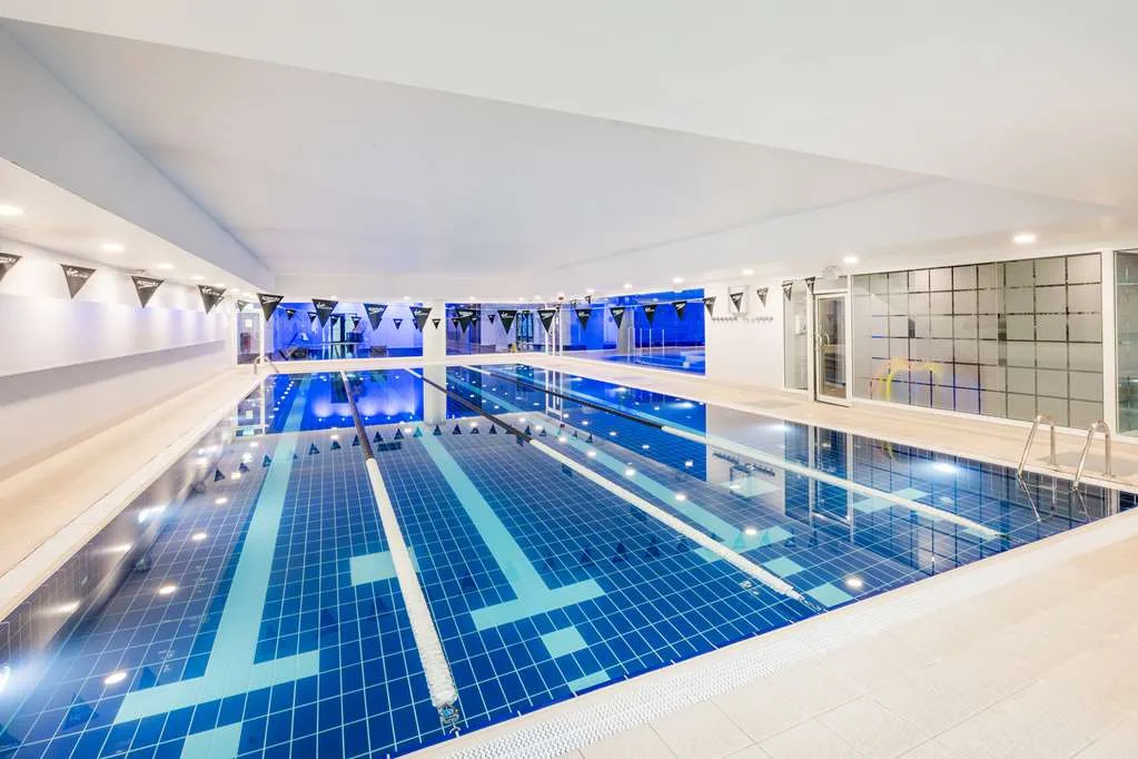 Radisson RED London Twickenham — 2