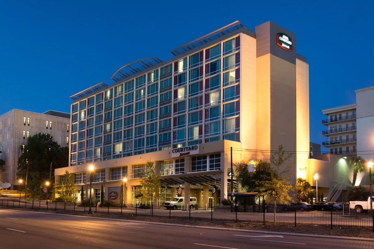 Courtyard by Marriott Columbia Downtown at USC — 3