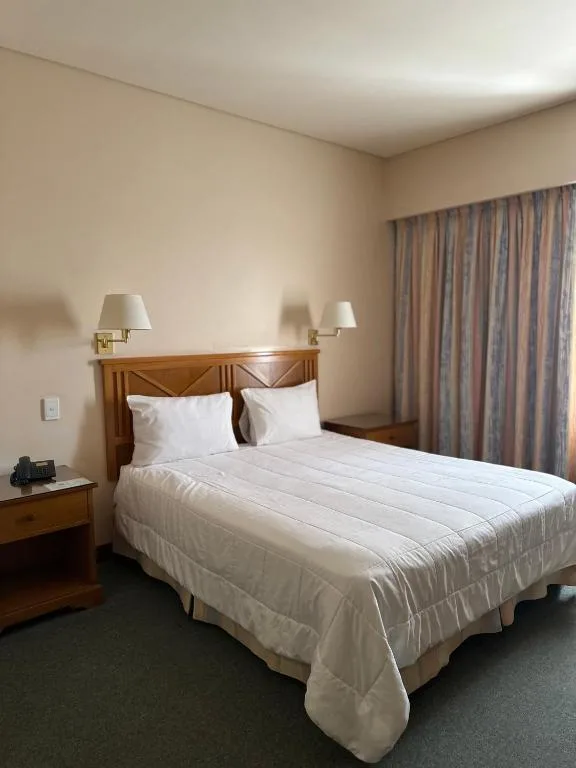 Paradores Austral — 2