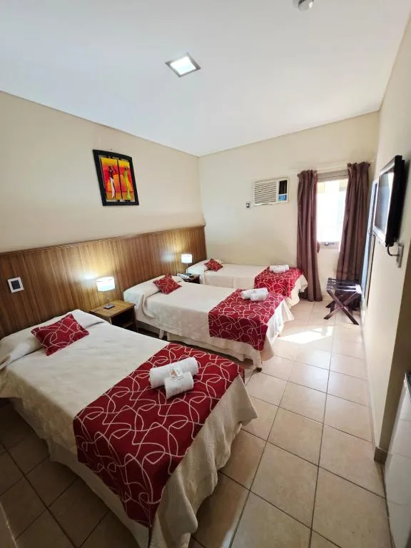 Hotel Confianza — 2
