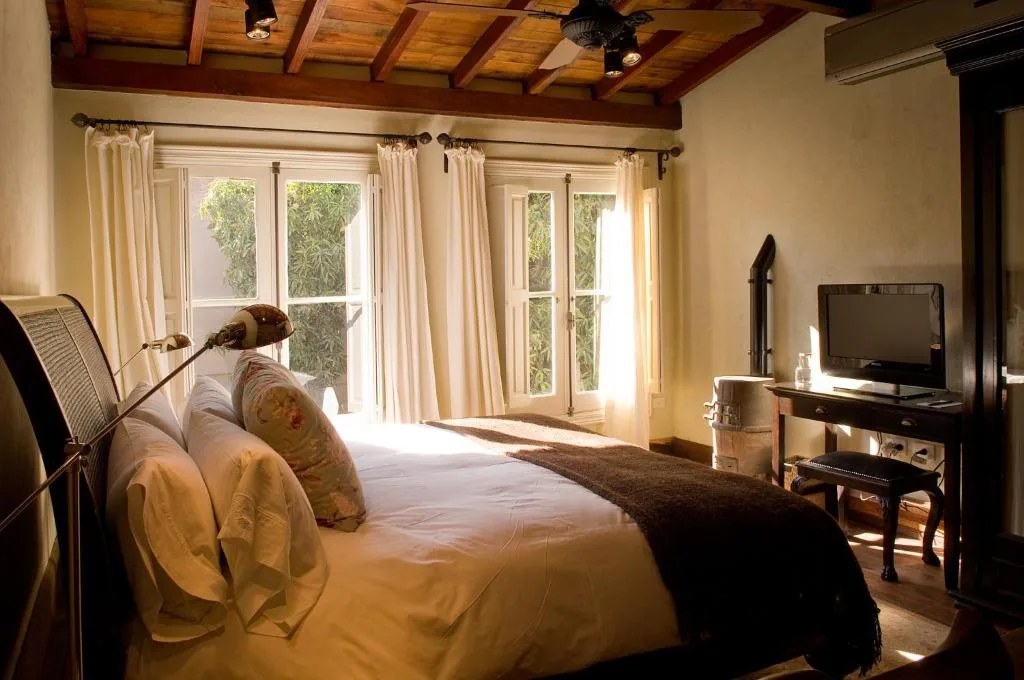 La Alondra, Casa de huéspedes — 3