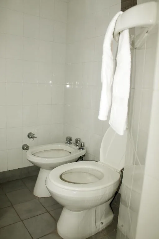 Avenida Hotel — 3