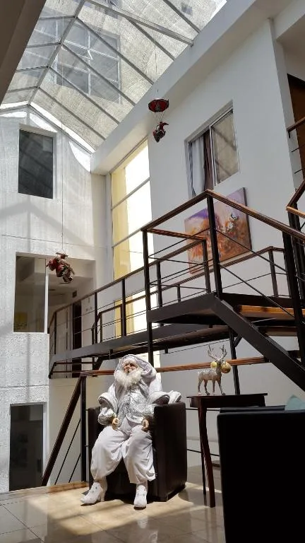 Hotel del Sol — 3