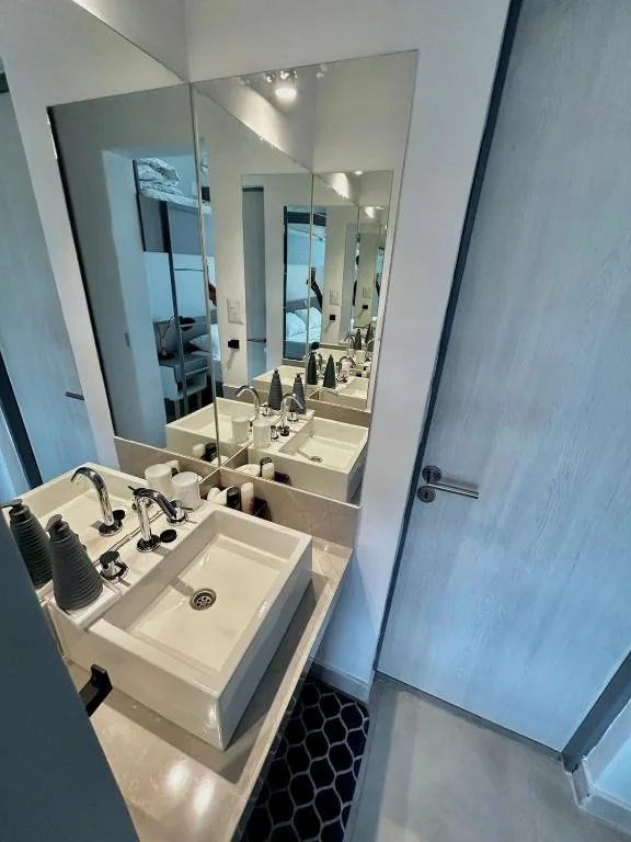 Reina Mora Hotel — 3