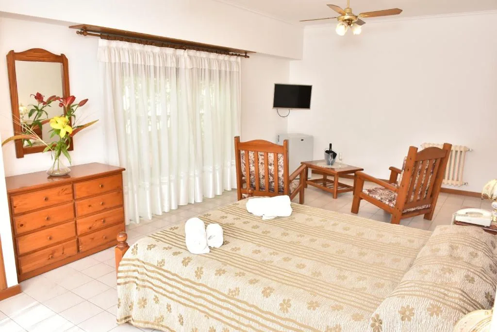 Hotel 30 de Octubre — 5