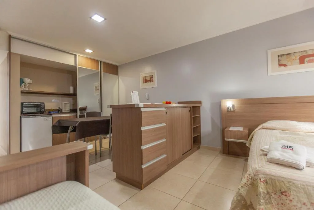 Apart Hotel Rivadavia 815 — 2