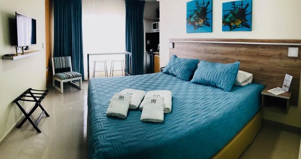 ILLIA 121 APART HOTEL — 2