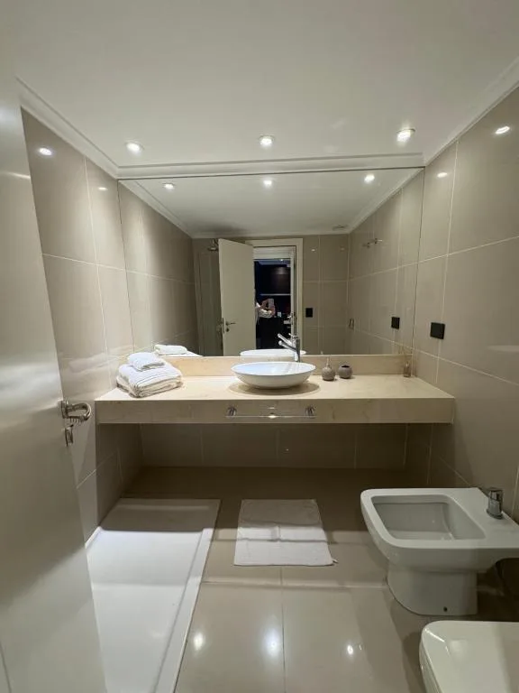 France Golf Apart - Flat Deluxe con estacionamiento privado, pileta y gimnasio — 3