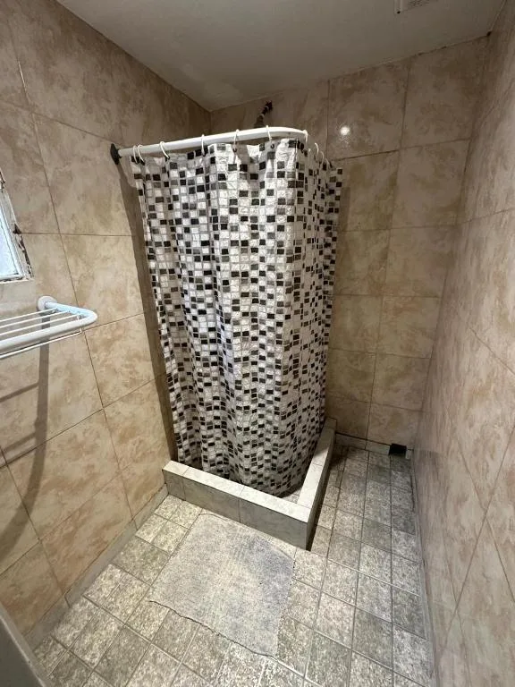 Hotel Paris — 3