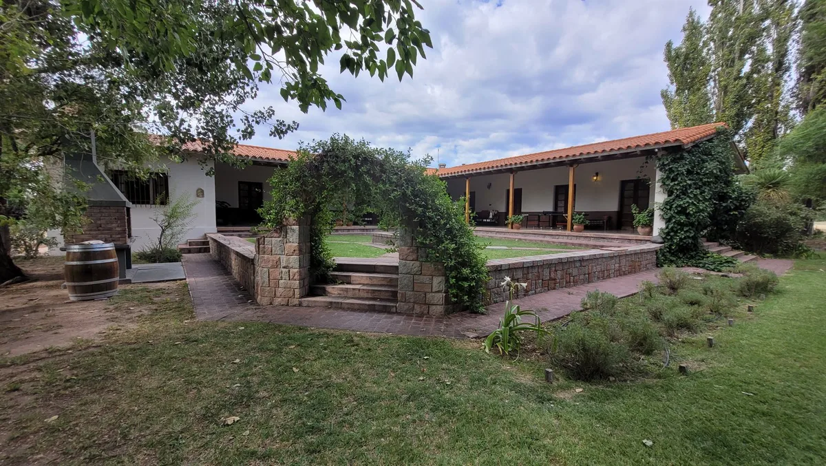 Hospedaje “La Finca”