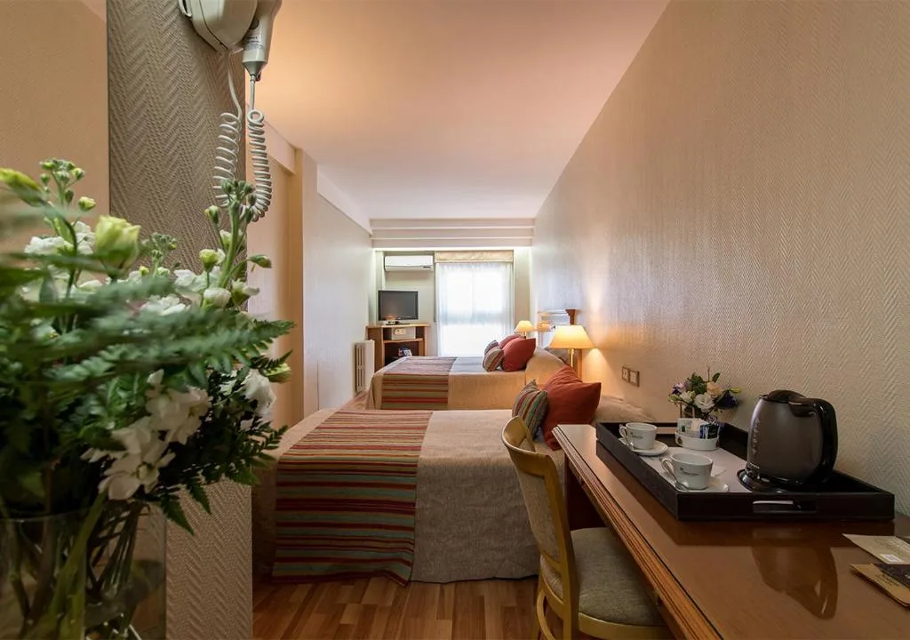 Hotel Solans Riviera — 2