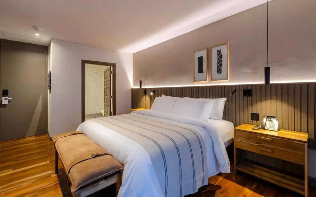 El Bodeguero Hotel — 2