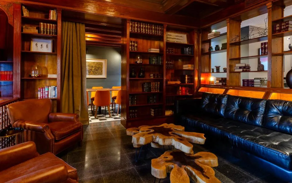 El Bodeguero Hotel — 5
