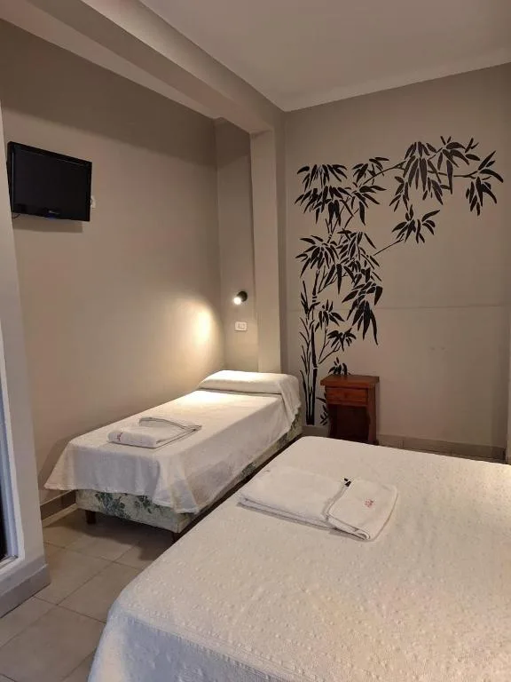 Hotel Marilian II — 2