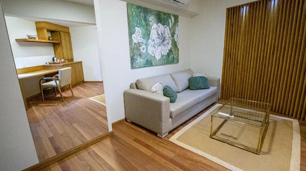 Salta Suite — 4
