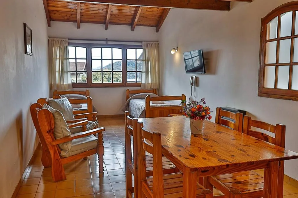 LA PONDEROSA Apart Hotel — 4