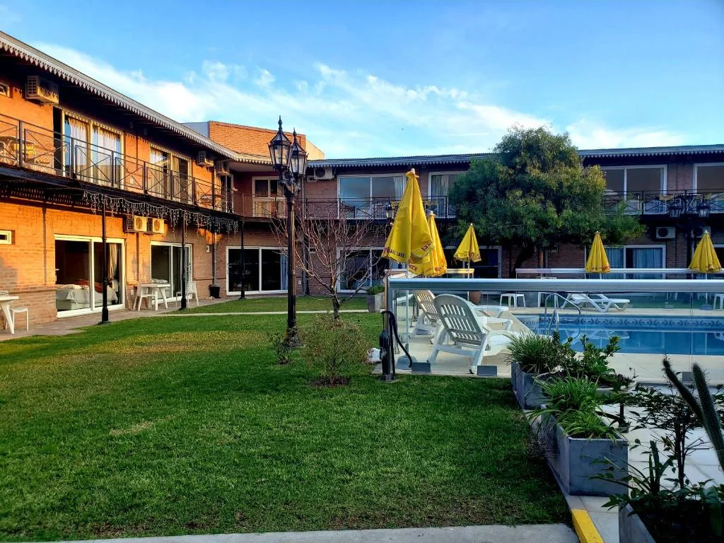 Marvic Hotel — 5