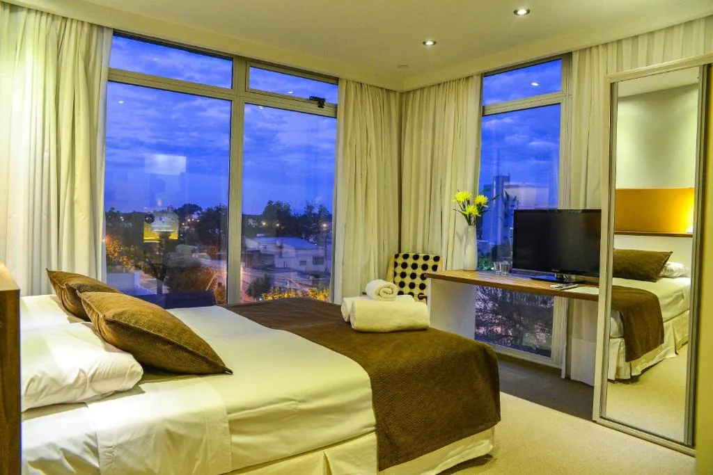 Ambit Boulevard Hotel Boutique — 2