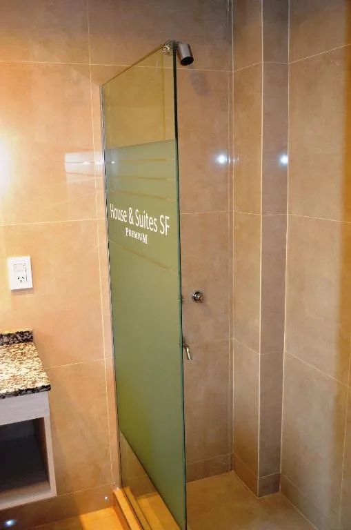 House and Suite Premium — 3