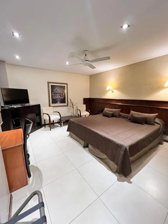 Hotel Ciudad