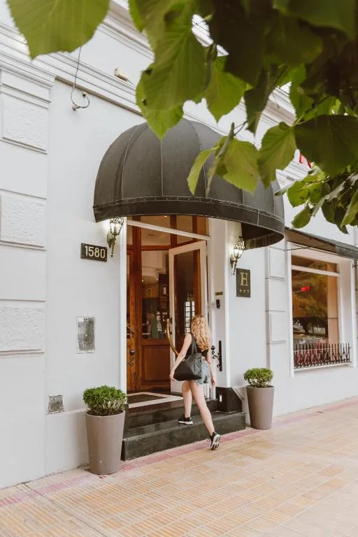 Hotel Francia — 3