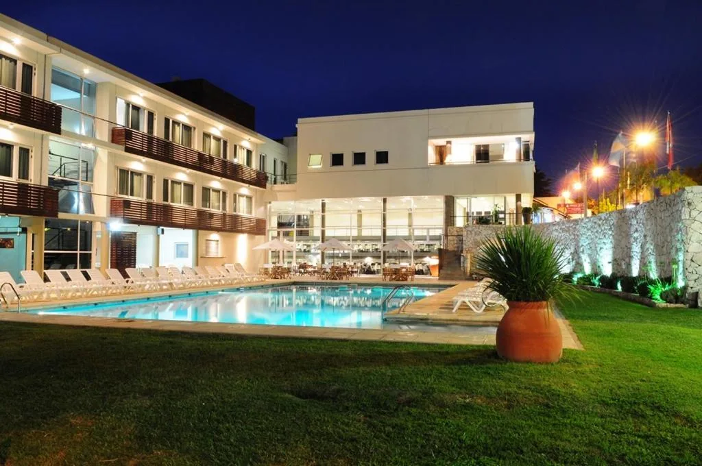 Altos Del Valle — 4