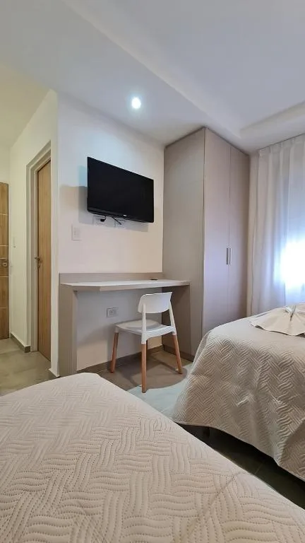 Victor Hotel