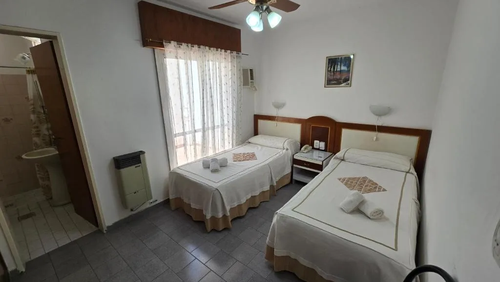 Hotel San Martin — 2