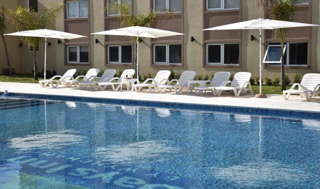 Days Inn Zarate — 5