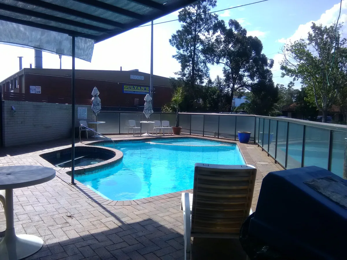 El Toro Hotel — 4