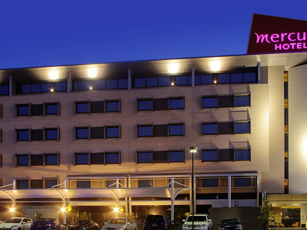 Mercure Sydney Liverpool — 4