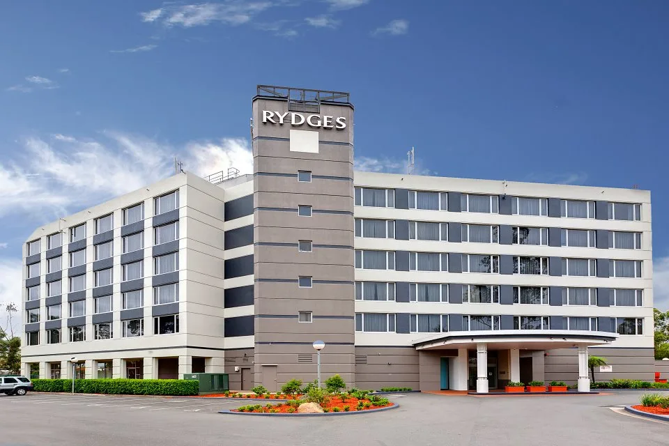Rydges Bankstown — 2